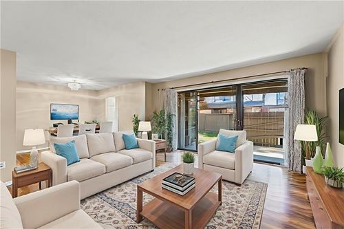 7433 102nd Ct, Overland Park, KS, 66212-2502 | Card Image