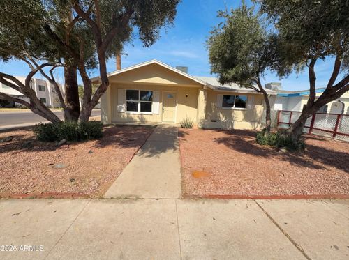 4150 W Medlock Dr, Phoenix, AZ, 85019-2450 | Card Image