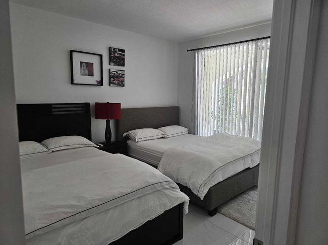APT-221 - 804 E Windward Way, Condo with 2 bedrooms, 2 bathrooms and null parking in Lantana FL | Image 8