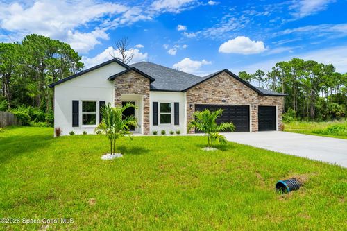 1061 Towhlen St Se, PALM BAY, FL, 32909-7461 | Card Image
