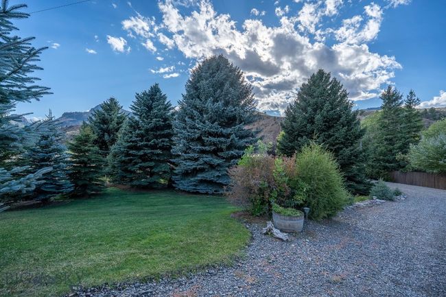 1077 Us Highway 89 S, House other with 3 bedrooms, 3 bathrooms and null parking in Gardiner MT | Image 92