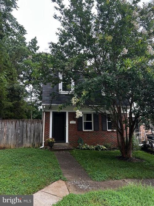 1231 Thomas Jefferson Pl, FREDERICKSBURG, VA, 22405-1652 | Card Image