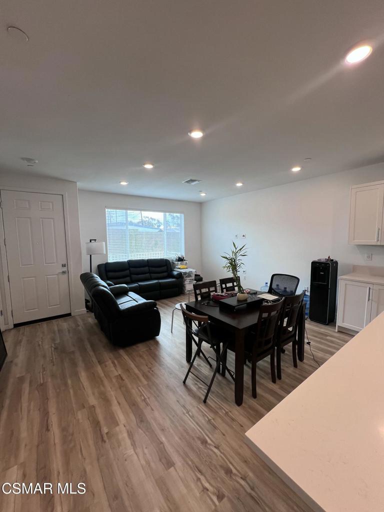 Residential Lease in Ventura 5