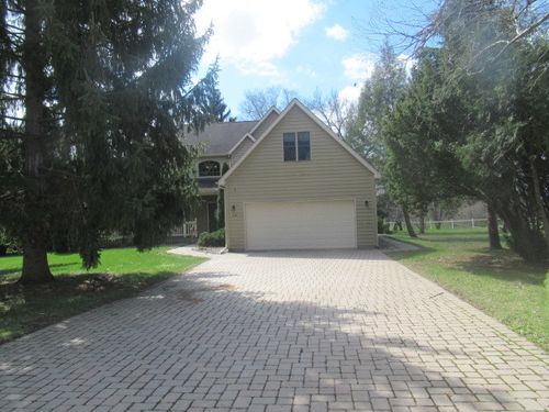 116 Tammy Ln, Somonauk, IL, 60552-9616 | Card Image