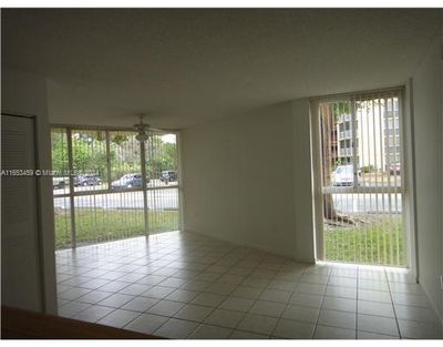 A-102 - 7165 Nw 186 St, Condo with 2 bedrooms, 2 bathrooms and null parking in Miami Lakes FL | Image 2