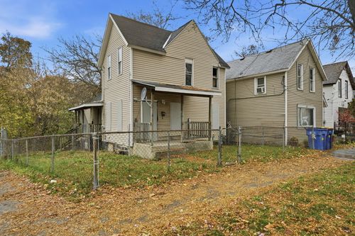 877 Oakland Ave Sw, Grand Rapids, MI, 49503-5057 | Card Image