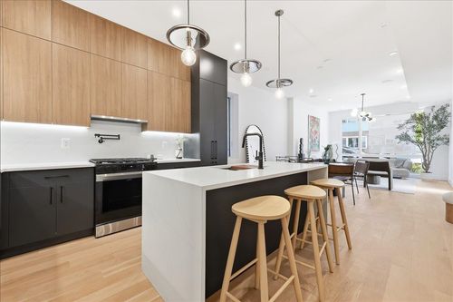 1-105 Laidlaw Ave, Jersey City, NJ, 07306-2105 | Card Image