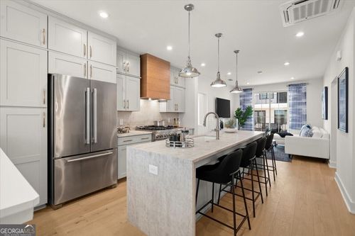 47-230 New St, Decatur, GA, 30030-4252 | Card Image