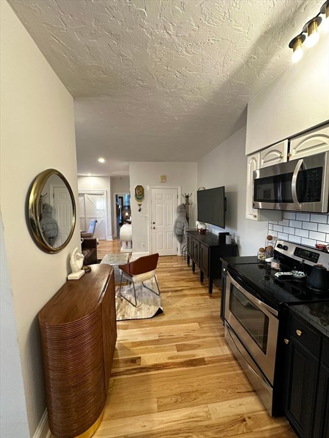 APT-2 - 48 Mercer St, Condo with 2 bedrooms, 1 bathrooms and 1 parking in Boston MA | Image 6