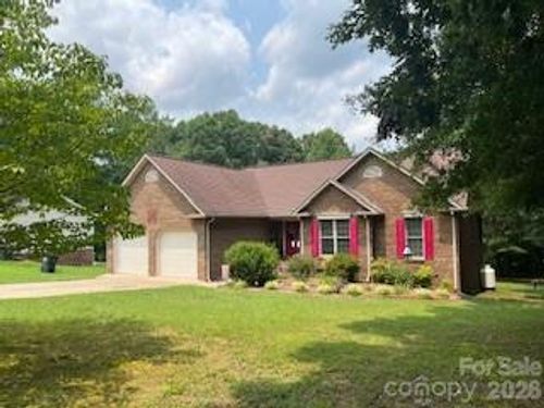 125 S Toney St, Shelby, NC, 28152-7735 | Card Image