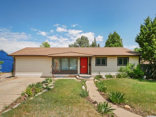 407 S 24th, Laramie, WY, 82070 | Card Image