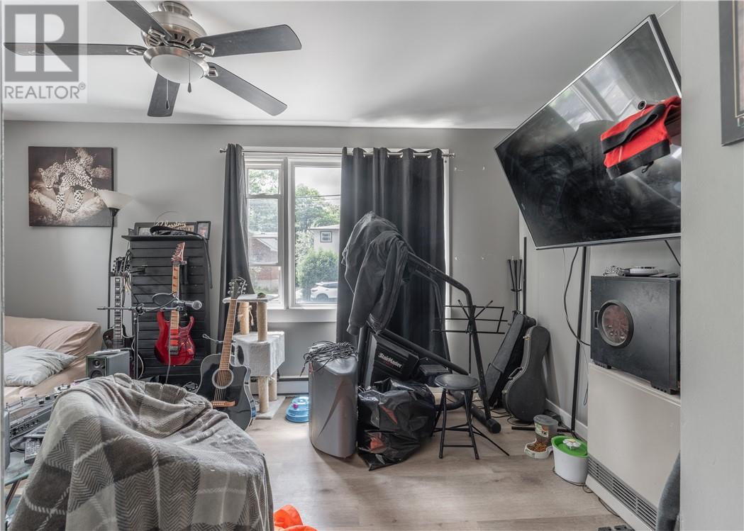 Residential Income in Sudbury 5
