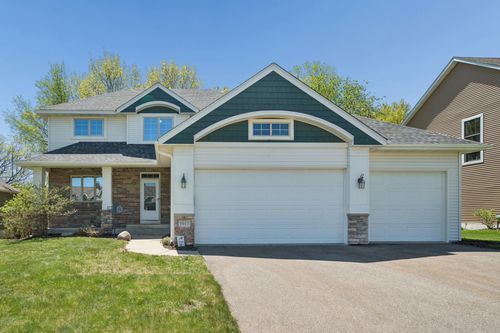 1017 Provence Ln, Belle Plaine, MN, 56011-2322 | Card Image