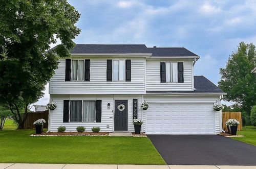 240 Westbrook Cir, Naperville, IL, 60565-3269 | Card Image