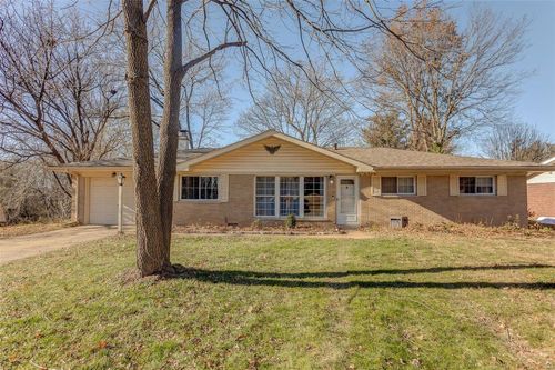 141 Sunny Slope Drive, Belleville, IL, 62221 | Card Image