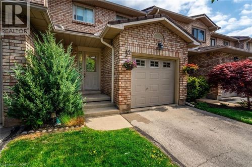 63-391 Stone Church Rd E, Hamilton, ON, L9B2H3 | Card Image