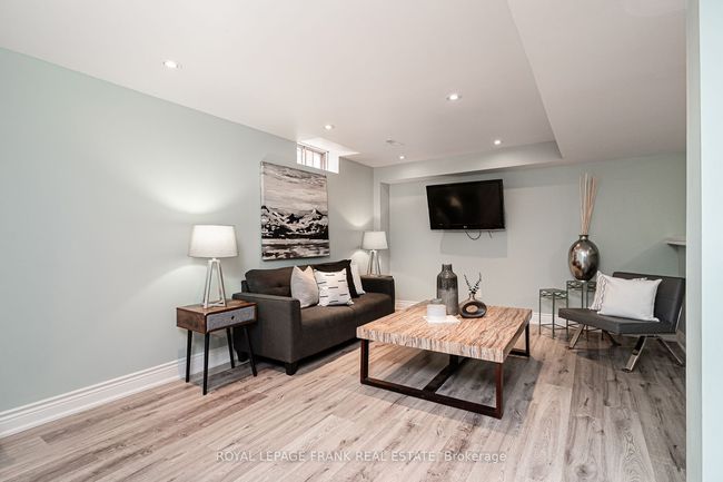 750 Pascoe Crt, House other with 5 bedrooms, 5 bathrooms and 6 parking in Oshawa ON | Image 39