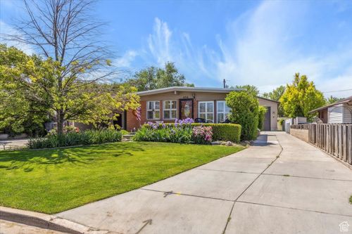 434 E 900 N, North Salt Lake, UT, 84054-1914 | Card Image