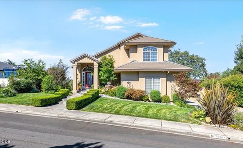 3270 Larue Dr, Medford, OR, 97504-5701 | Card Image