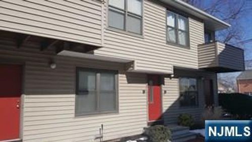 77 Liberty St, Little Ferry, NJ, 07643-1763 | Card Image