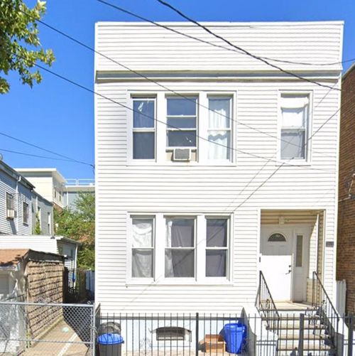 197 Freeman Ave, Jersey City, NJ, 07306-7003 | Card Image