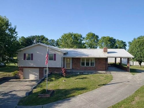 710 Railroad Street, Stanton, KY, 40380 | Card Image