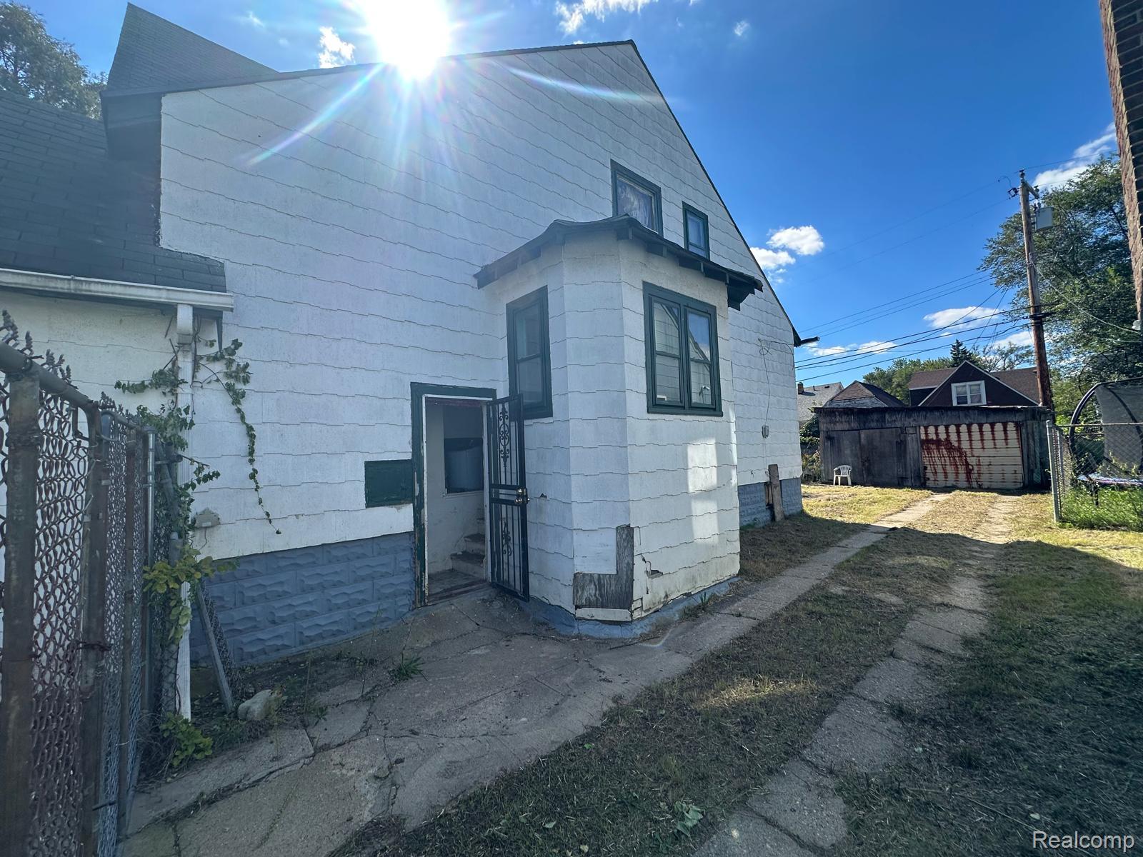 Residential in Detroit 3