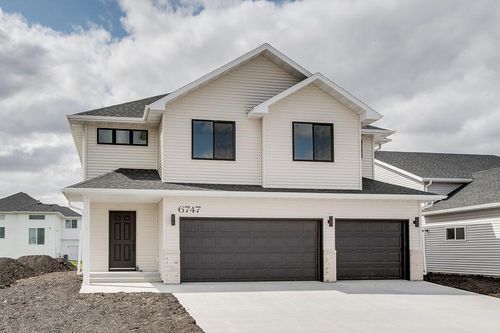 6747 Selkirk Dr S, Fargo, ND, 58104-3011 | Card Image