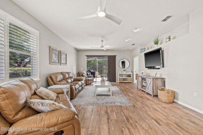 4210 Silver Berry Ct, House other with 3 bedrooms, 2 bathrooms and null parking in SPRING HILL FL | Image 19