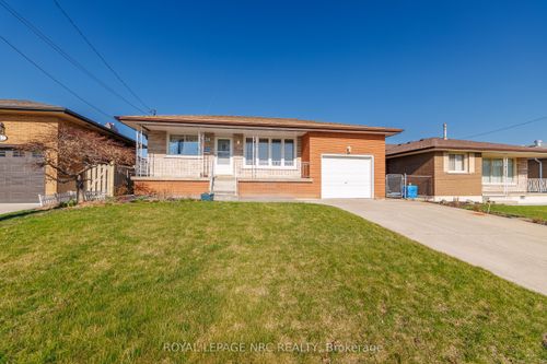 38 Rivercrest Rd, Hamilton, ON, L8E1M9 | Card Image