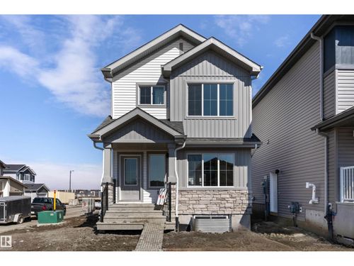 1060 14 Ave Nw, Edmonton, AB, T6T2W2 | Card Image