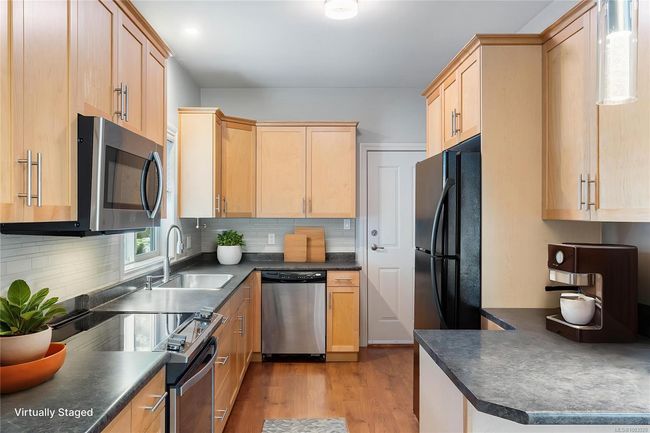 Kitchen | Image 9