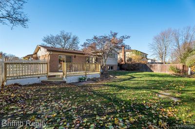 42808 Arlington Road, Home with 4 bedrooms, 2 bathrooms and null parking in Canton Twp MI | Image 2