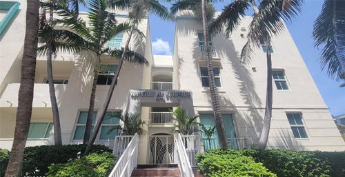 302-9172 Collins Ave, Surfside, FL, 33154-3158 | Card Image