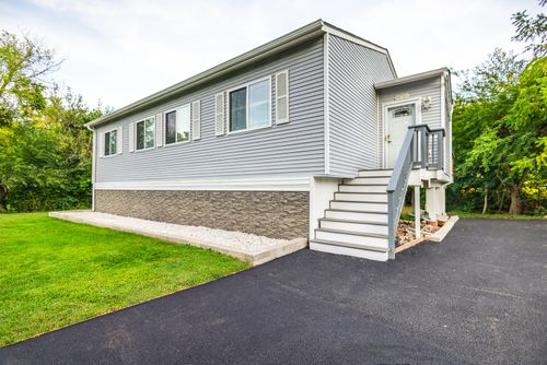 34785 N Gogol Ave, Ingleside, IL, 60041-8719 | Card Image