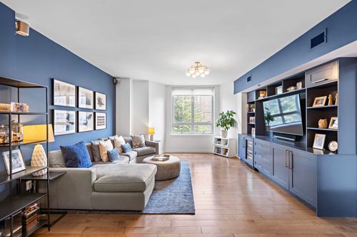 apt-303-609 Observer Hwy, Hoboken, NJ, 07030-6868 | Card Image