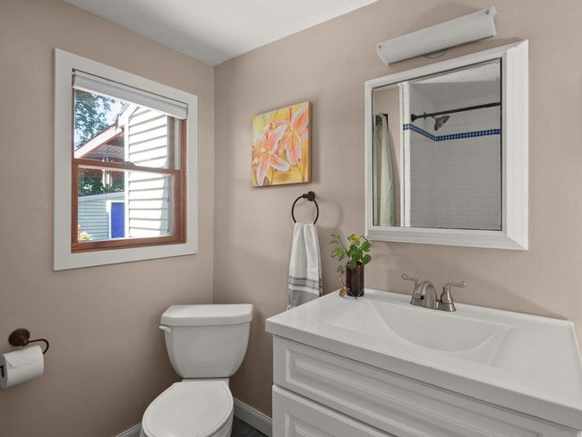 15 West Ln, House other with 2 bedrooms, 2 bathrooms and null parking in Winooski VT | Image 9