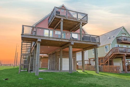 203 Sandpebble Pl, Surfside Beach, TX, 77541-8508 | Card Image