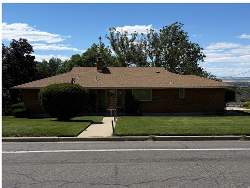 3016 S Davis Blvd, Bountiful, UT, 84010-5706 | Card Image