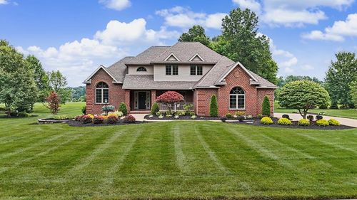 267 Camelot Ln, Ontario, OH, 44903-6607 | Card Image