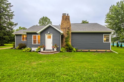 10084 Gast Rd, Bridgman, MI, 49106-9376 | Card Image