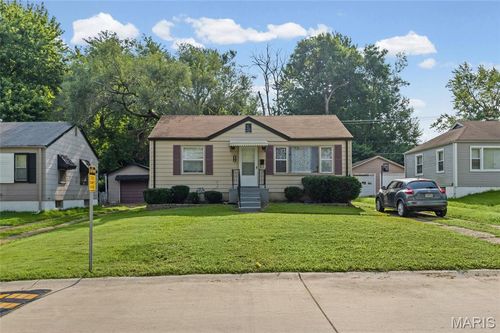 6010 Eaton Dr, Berkeley, MO, 63134-2208 | Card Image