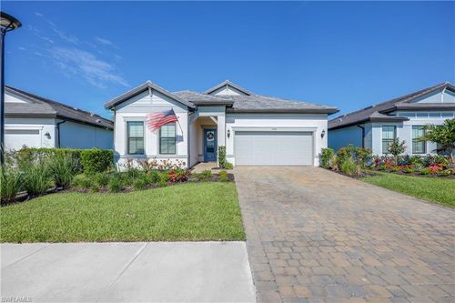 2048 Yellowfin Cir, NAPLES, FL, 34114-8304 | Card Image