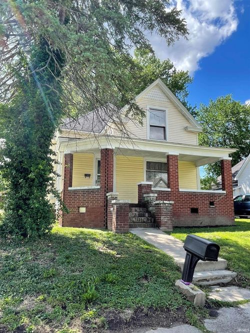 223 S Lawton St, Jasonville, IN, 47438-1406 | Card Image