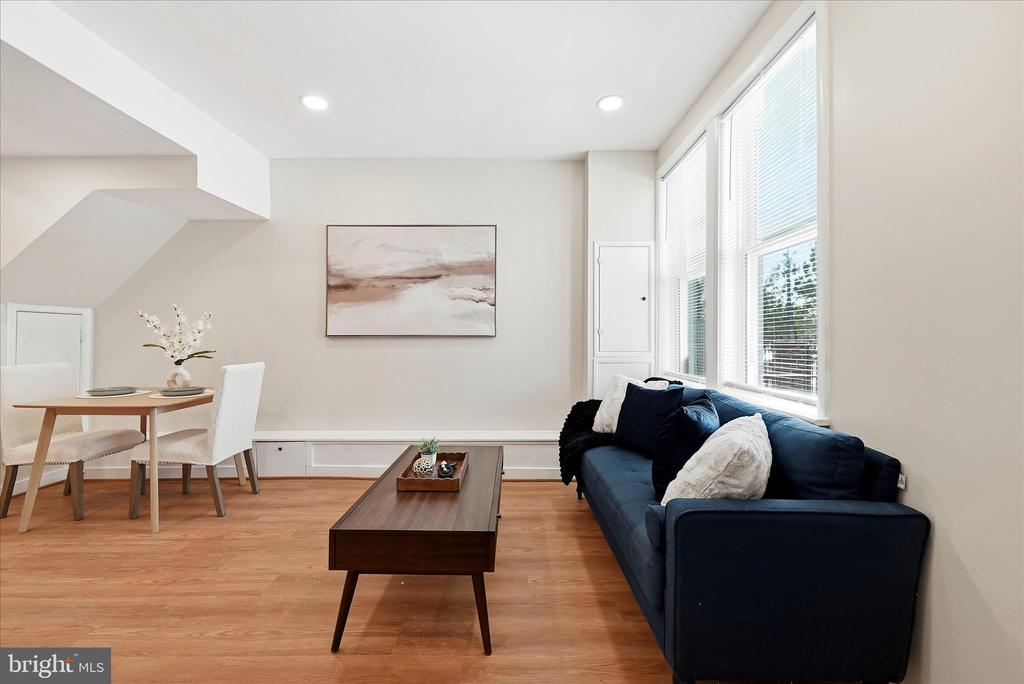 Residential in WASHINGTON 4