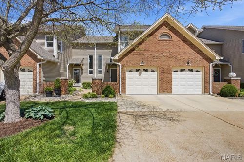 16180 Lea Oak Ct, Chesterfield, MO, 63017-4633 | Card Image