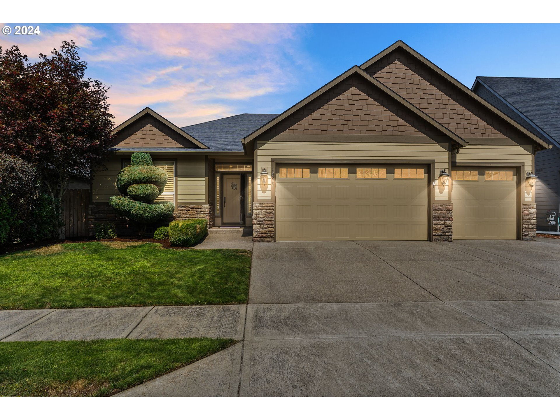 14th Cir, Vancouver, WA 98684