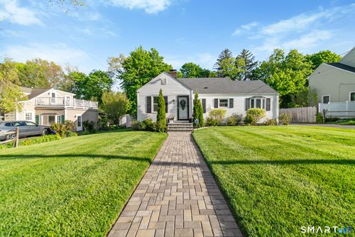12 Chatfield Dr, Trumbull, CT, 06611-4110 | Card Image