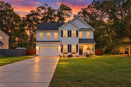 233 Old Dr, Chesapeake, VA, 23322-5531 | Card Image