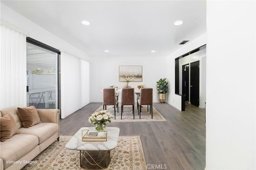 20309 Roscoe Blvd, Winnetka, CA, 91306-1869 | Card Image